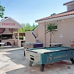 Апартаменты Paradise Superior 1 *